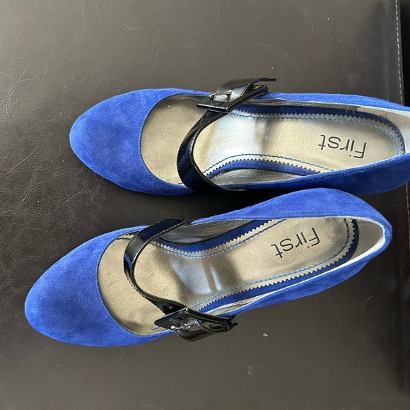 Fabulous blue suede shoes! Size 39 - Picture 2 of 7